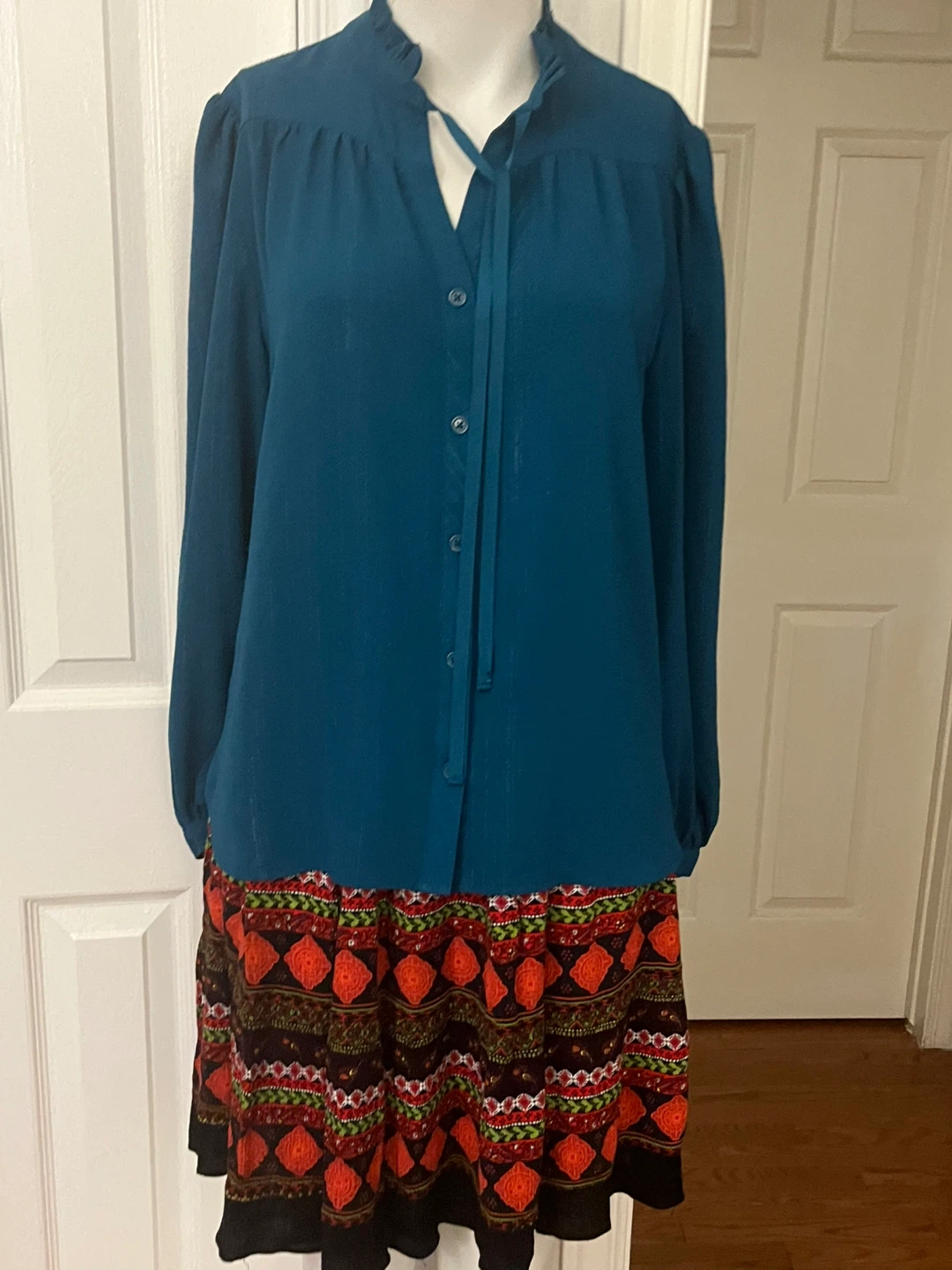 DKNY Teal Long Sleeve Blouse with Tie Neck - photo 3
