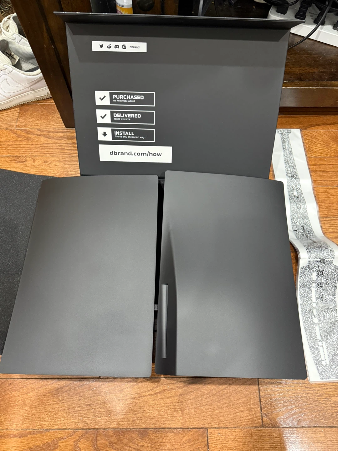 dbrand PS5 Console Cover Plate & Wrap - Matte Black - photo 4