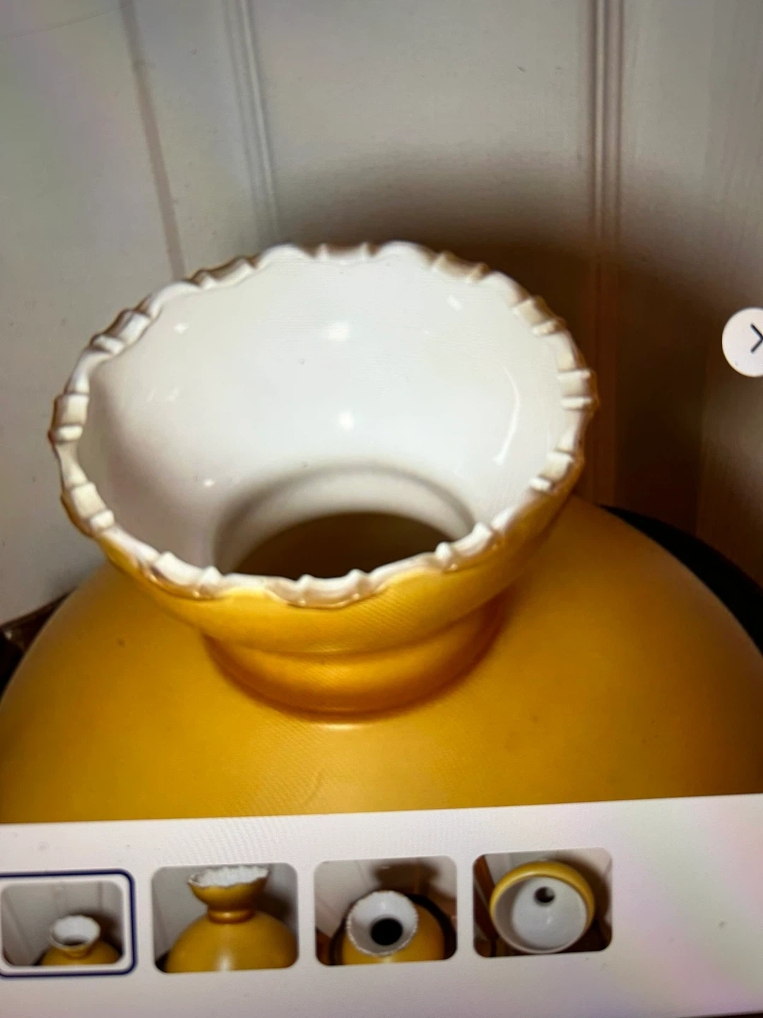 Vintage Yellow/Caramel Glass Lamp Shade 🐞 - photo 2