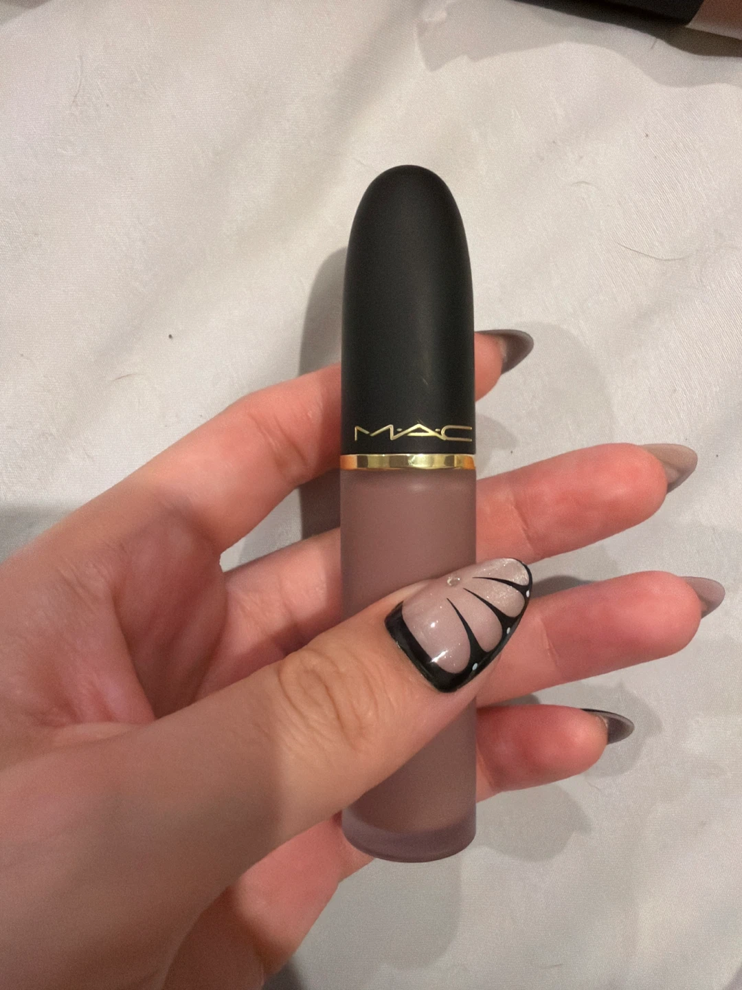 MAC Powder Kiss Lipstick - Personal