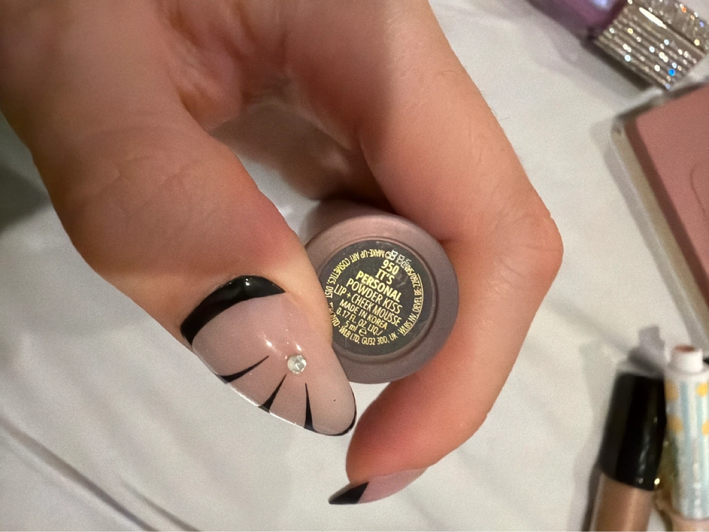 MAC Powder Kiss Lipstick - Personal - photo 2