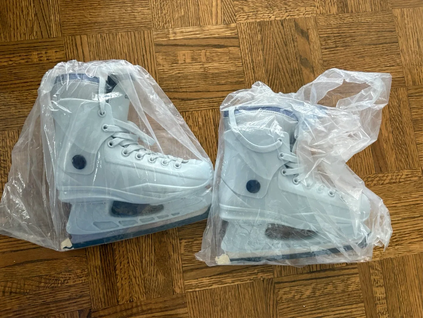 Decathlon Oxelo Ice women’s skates Size 37