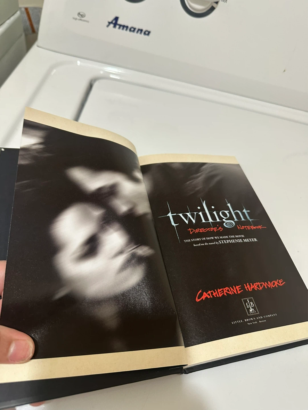 Twilight Director's Notebook by Catherine Hardwicke - photo 2
