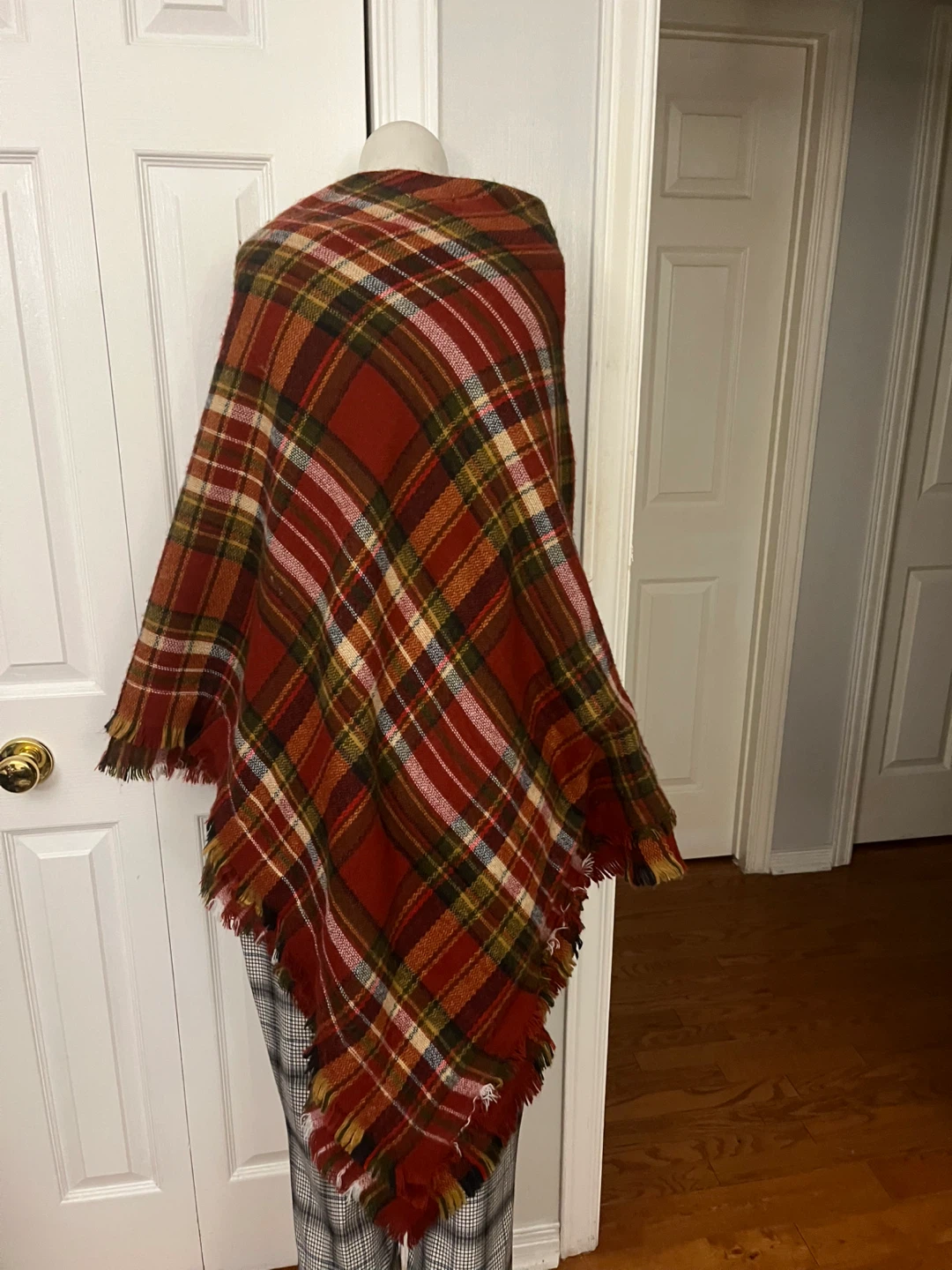 Reitmans Plaid Poncho - photo 4