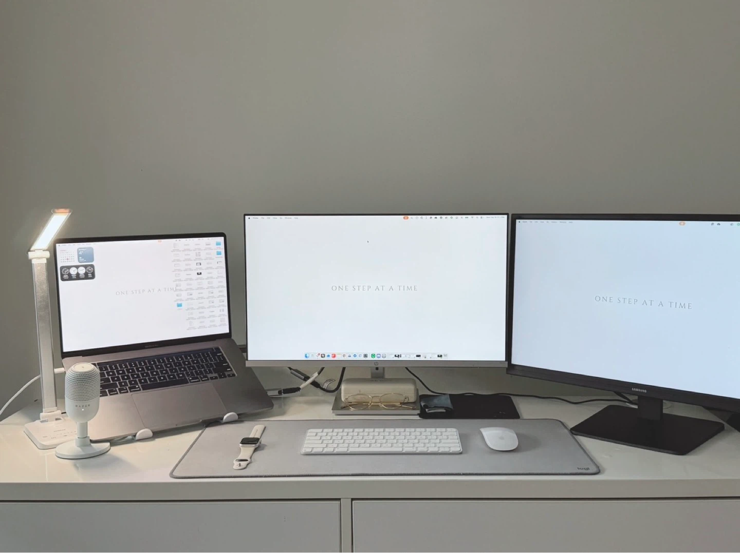 IKEA MICKE Desk - White, 142x50 cm - photo 2