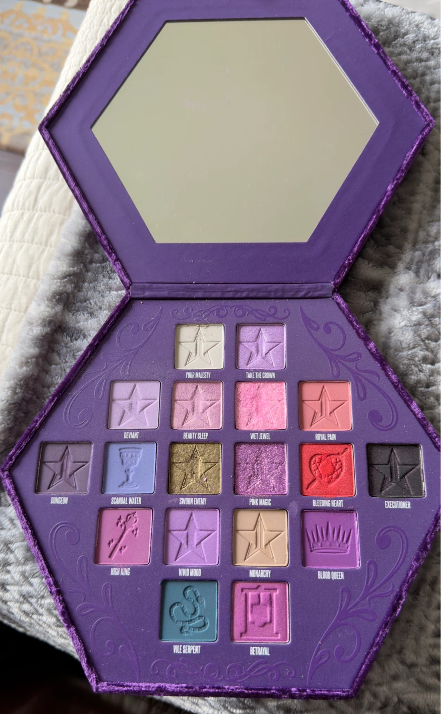 💜Jeffree Star Bloodlust Palette - Gently Used💜 - photo 2