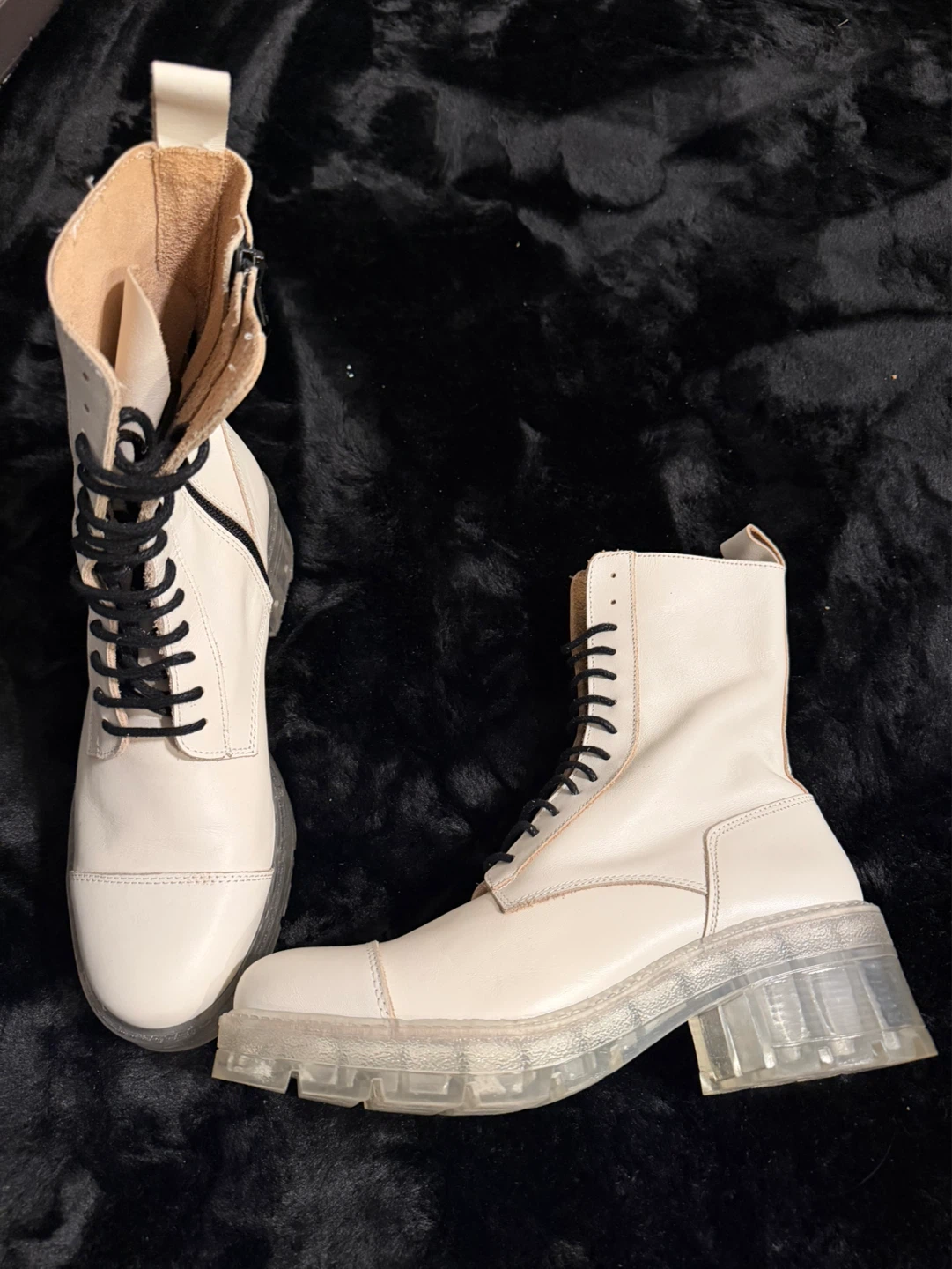 Jessica Simpson Snakeskin and more - photo 3