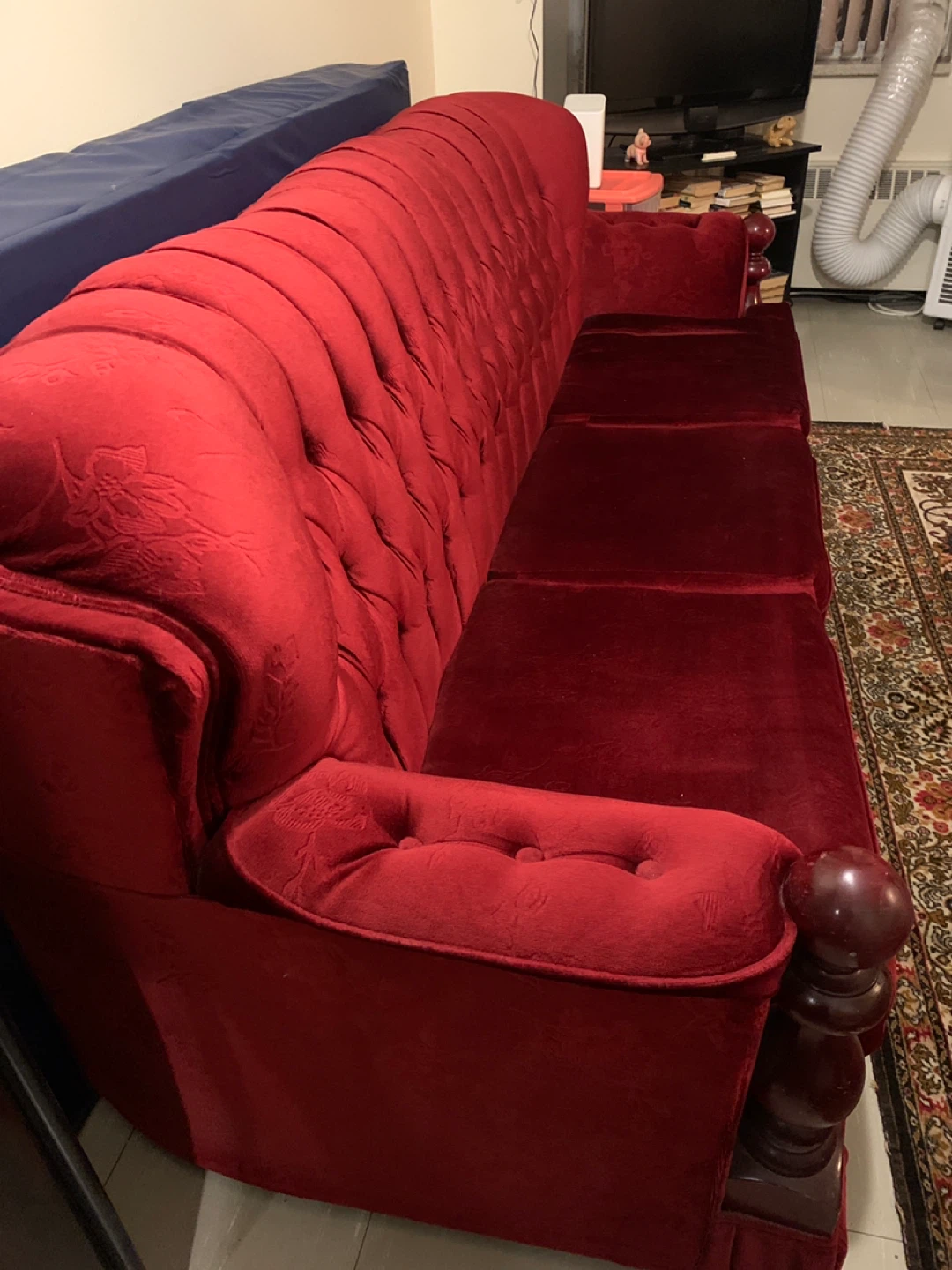 Red Velvet Tufted Sofa - photo 2
