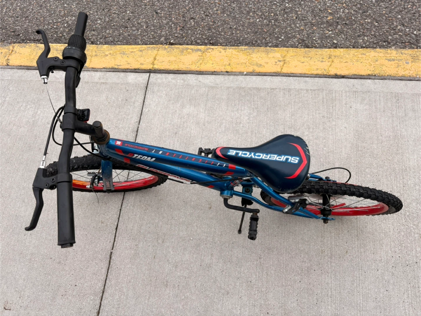Supercycle TEAM Kids Bike - photo 2