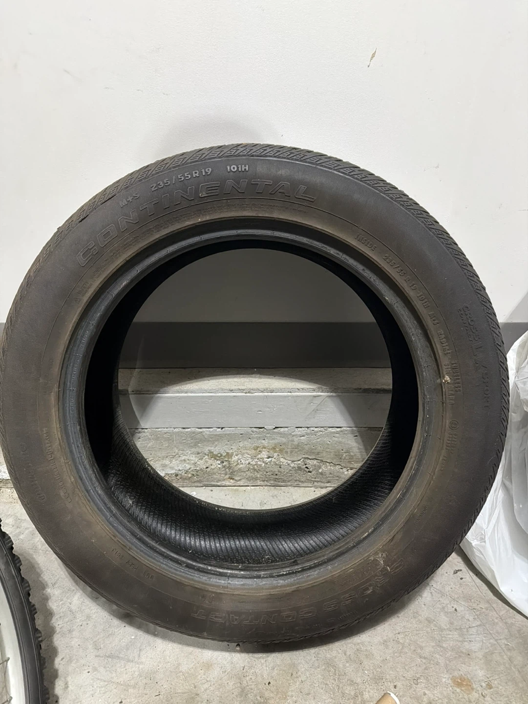 Continental & Pirelli Tires - Various Sizes - photo 4