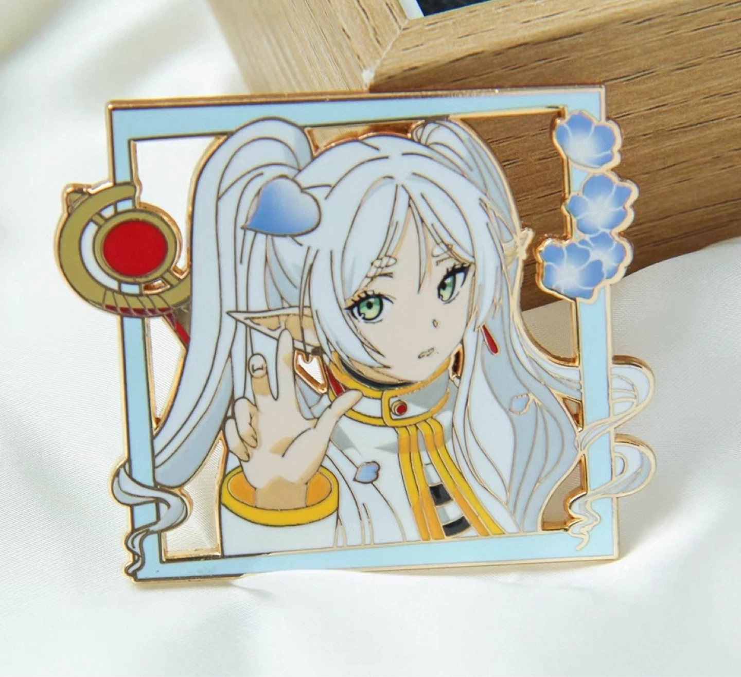 Frieren: Beyond Journey's End Himmel Enamel Pin