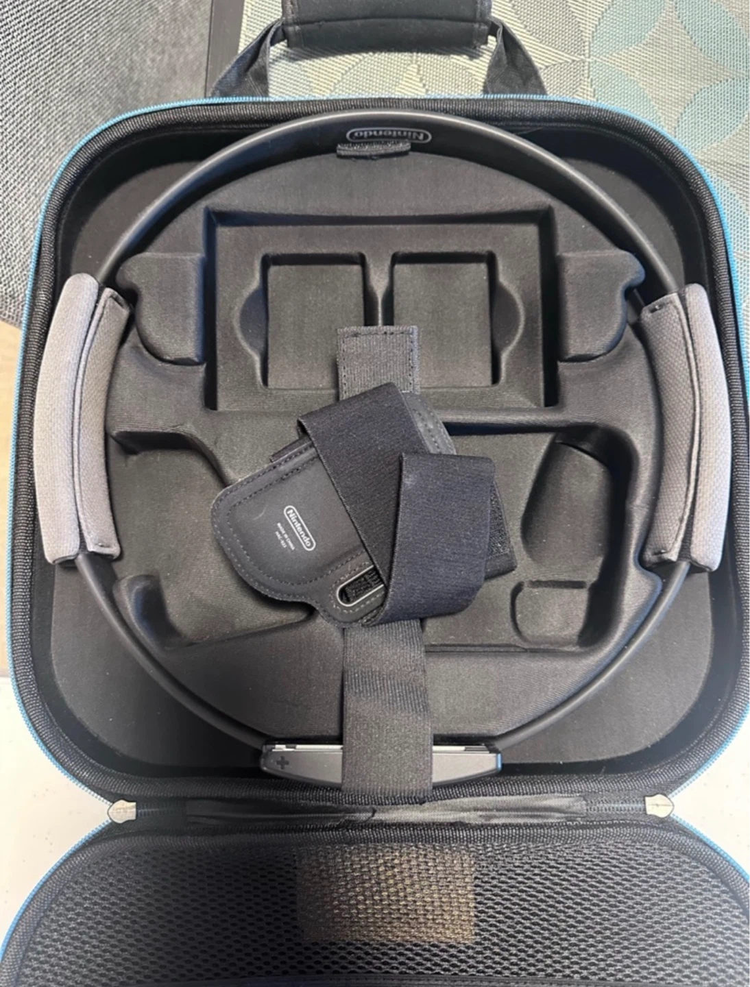 Switch RING FIT Complete Set (Ring fit + game + Travel Case) - photo 5