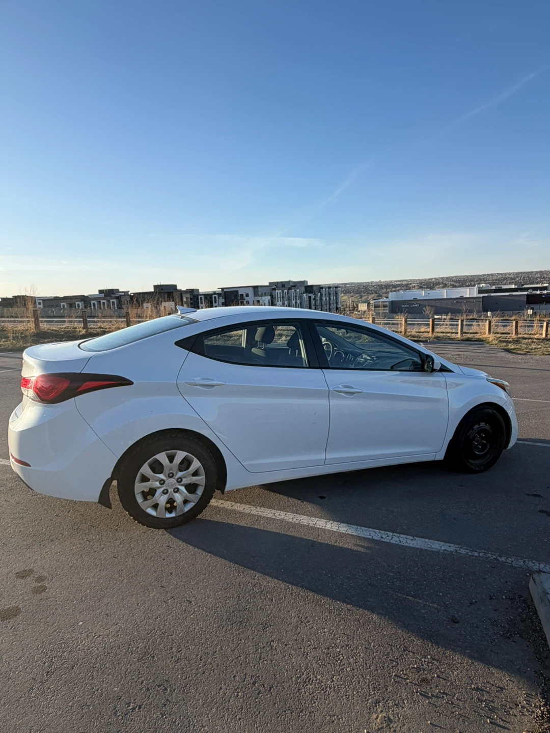 2016 Hyundai Elantra GL – Freshly Detailed  and Ready to Go - photo 3