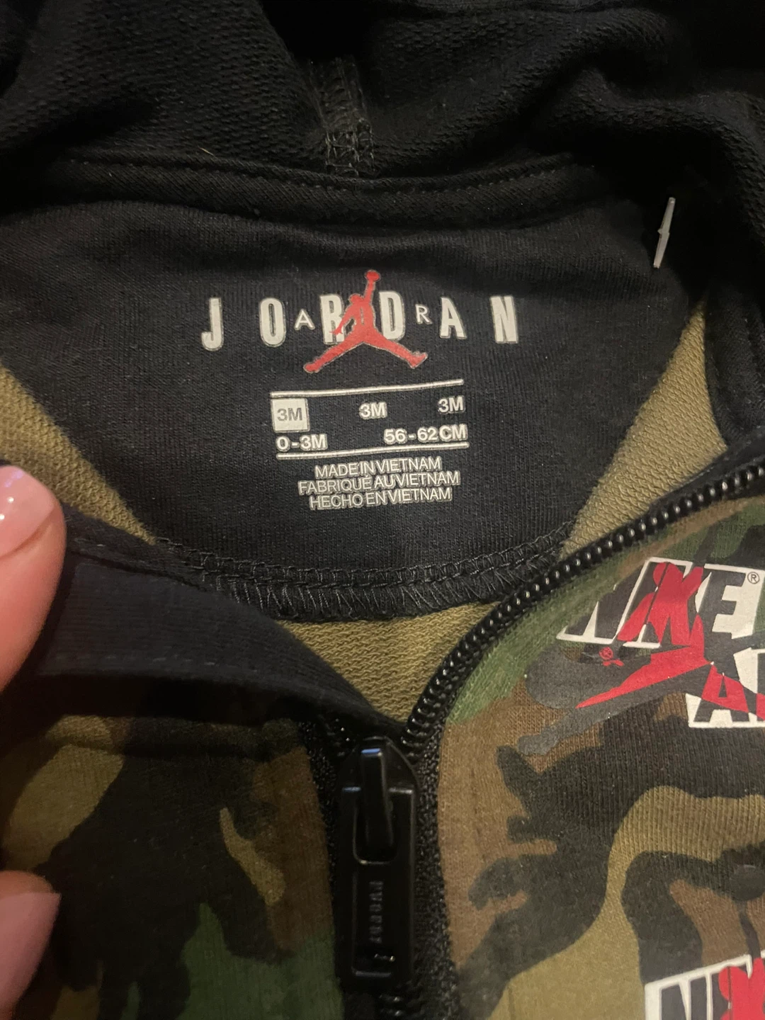 Baby Jordan "Nike Air" Camo Full Zip Hoodie Romper - photo 2