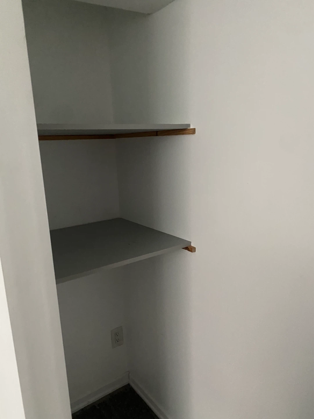 Roommate wanted - photo 3