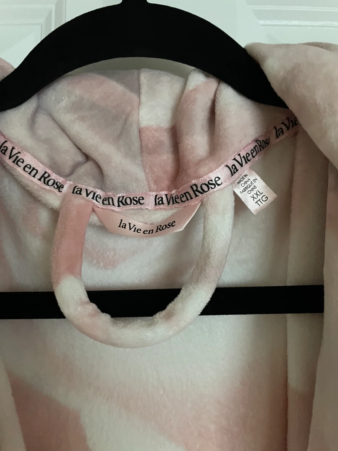 La Vie en Rose Plush Robe - XXL - photo 2