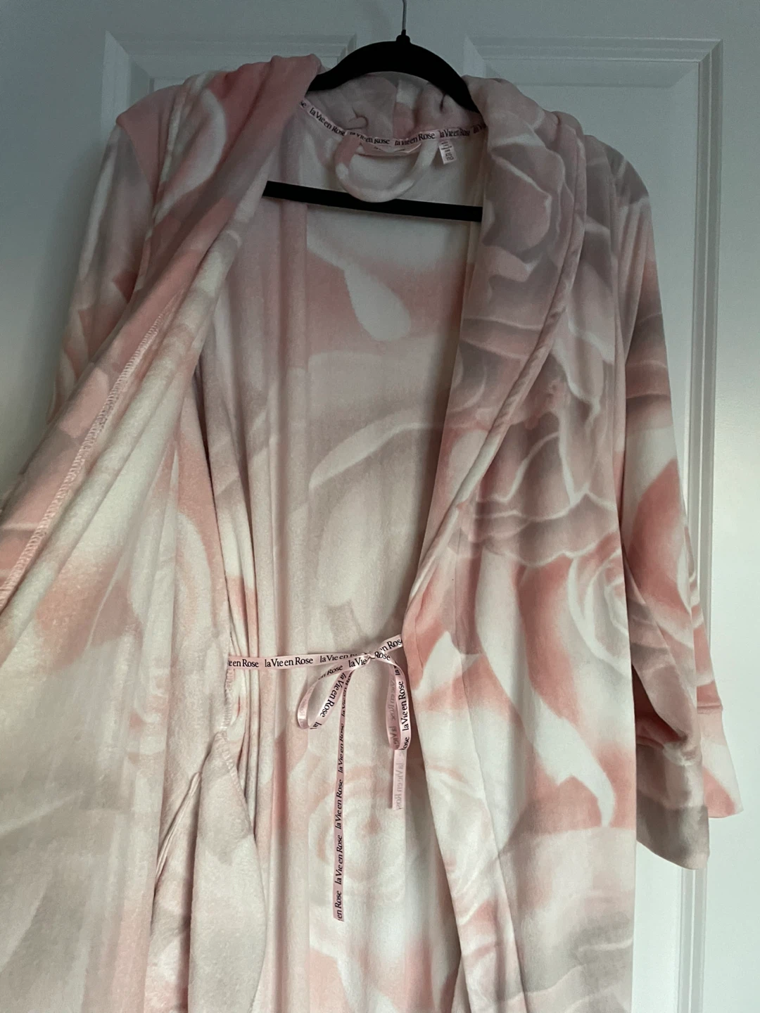 La Vie en Rose Plush Robe - XXL - photo 4