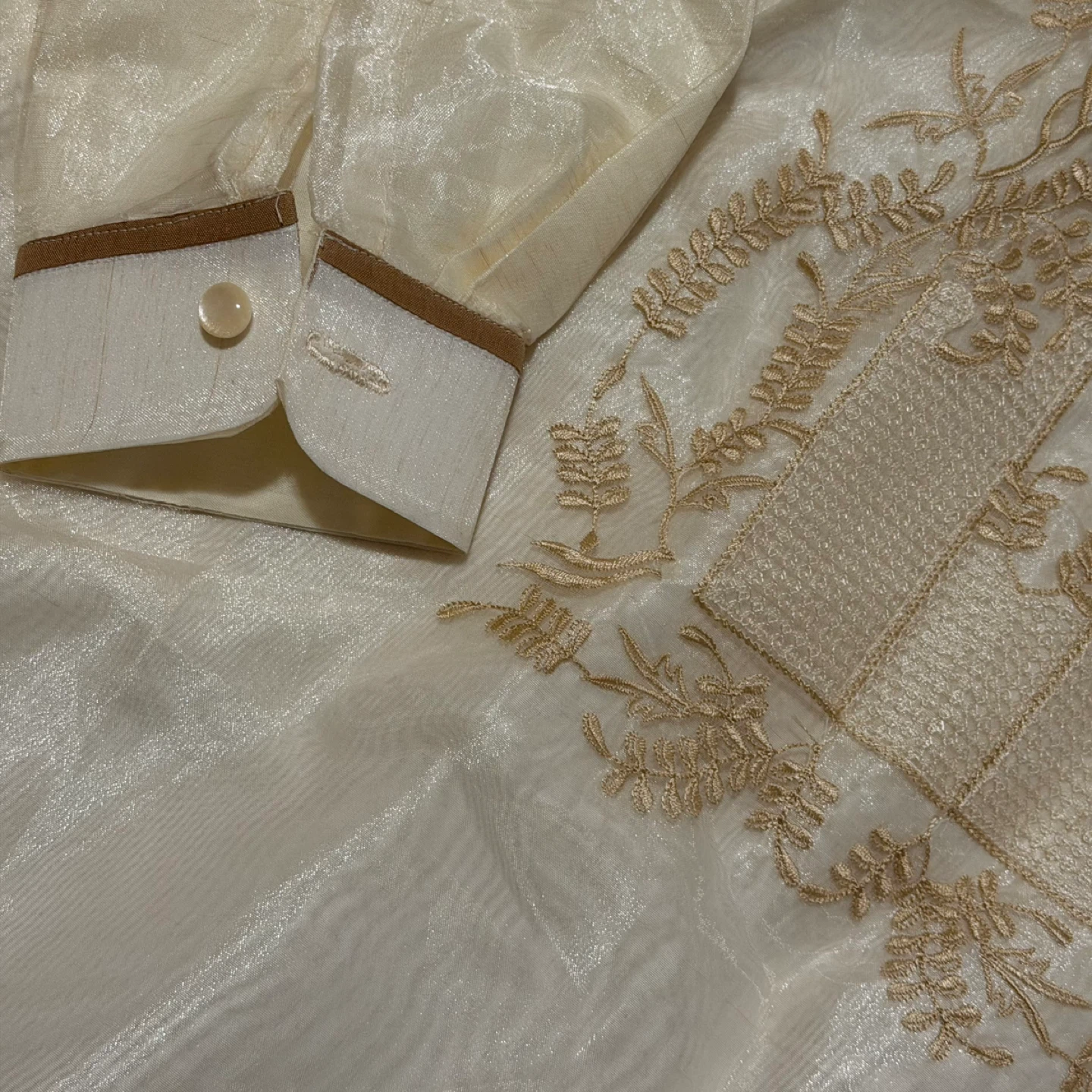 Cream Embroidered Barong Tagalog Shirt - photo 3