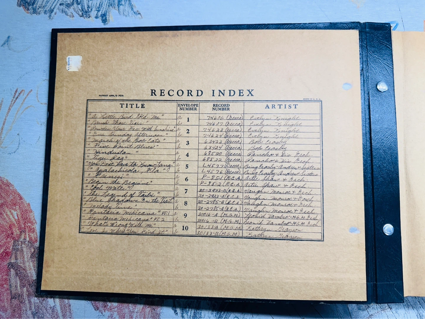 VINTAGE 78 RPM VINYL LOT OF 9 RECORDS IN BINDER - photo 4