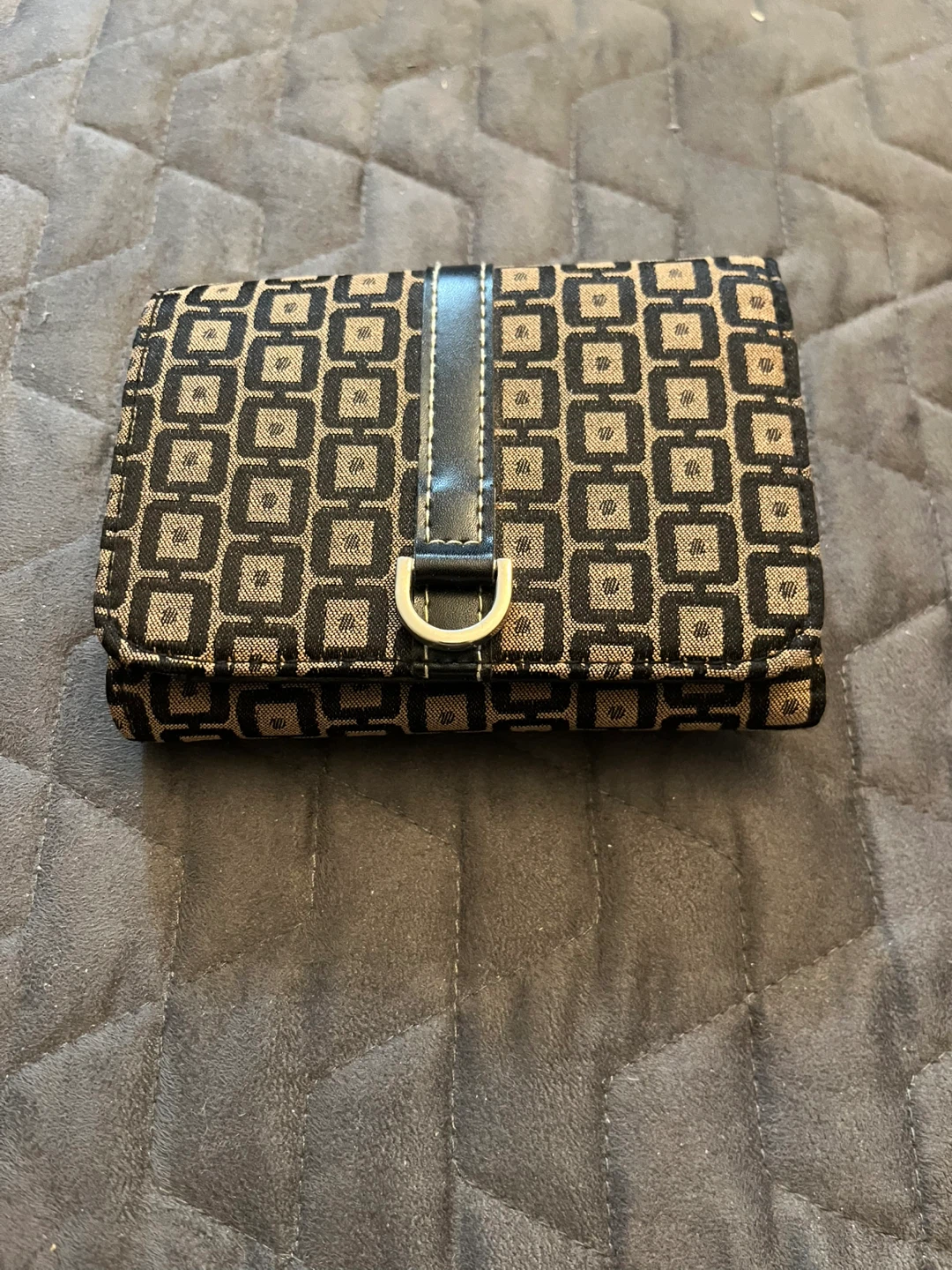 Wallet with Geometric Pattern