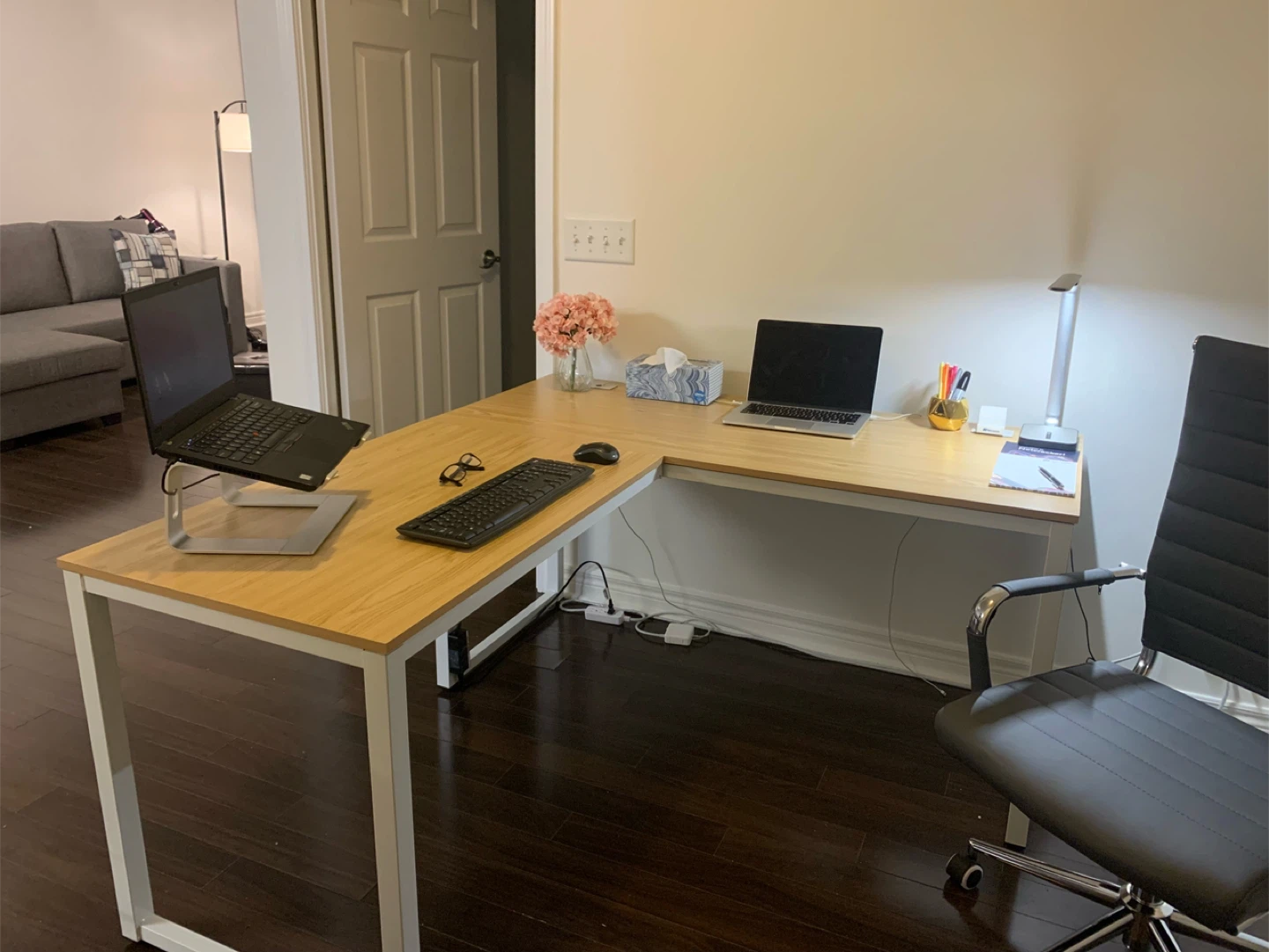 L-Shaped Desk with White Frame - photo 2