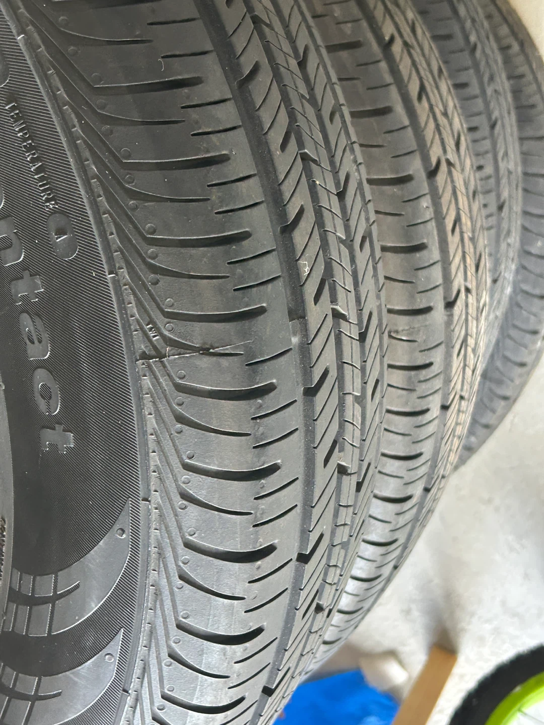 Continental 205/70/16 91H Tires
