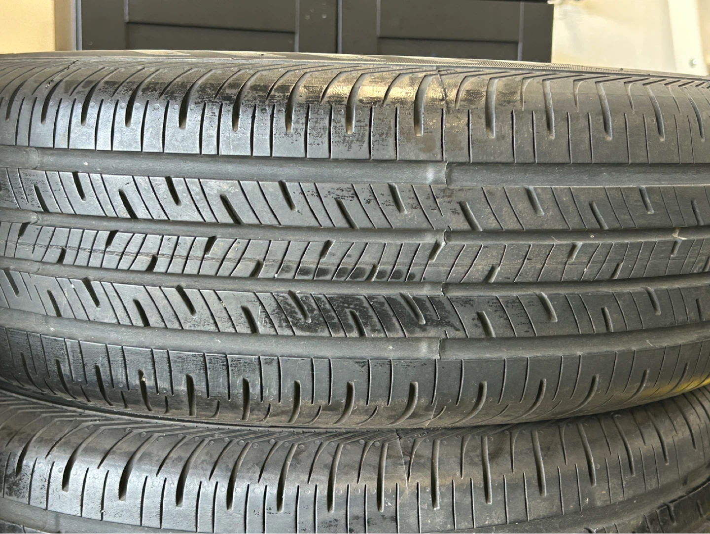 Continental 205/70/16 91H Tires - photo 4
