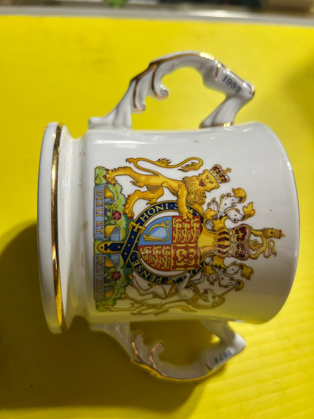 Royal Souvenir Mug - Kings and Queens