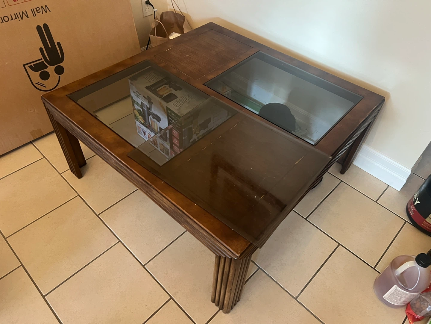 Wooden coffee table with glass inserts - photo 2