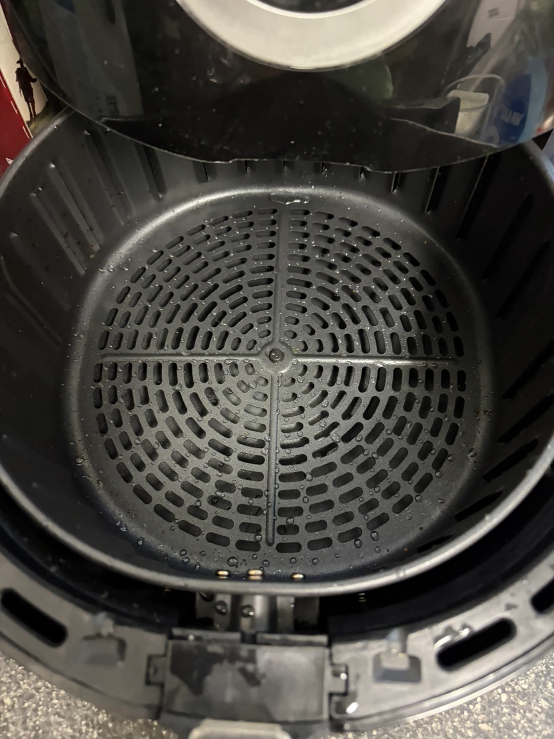Insignia Air Fryer - photo 3