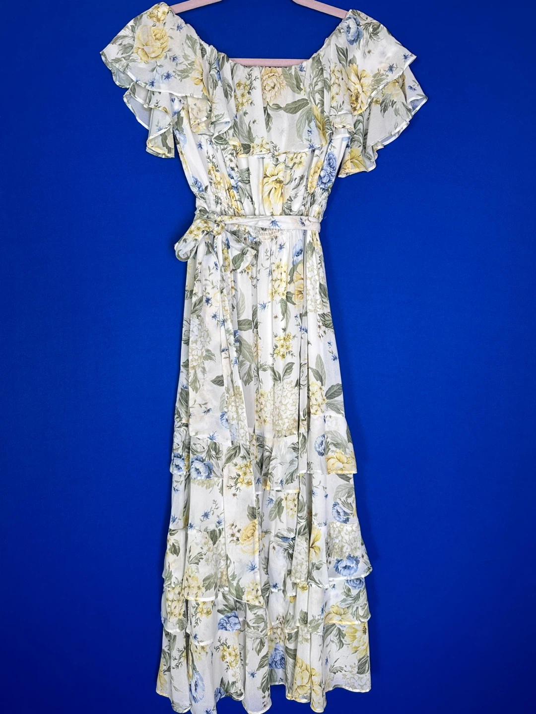 Ever New: Floral Maxi Dress with Ruffle Sleeves