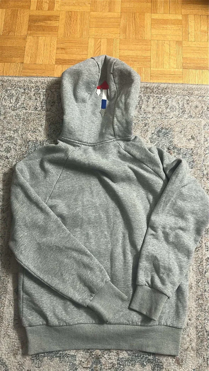 Grey Trapstar Hoodie - photo 2