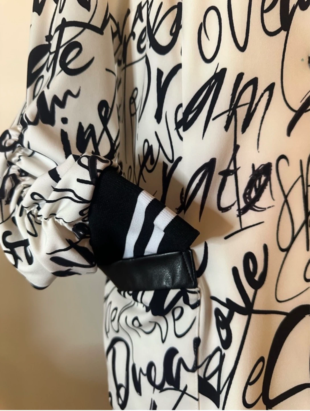 NWOT Joseph Ribkoff Black & White Script Blazer Size 12 - photo 2