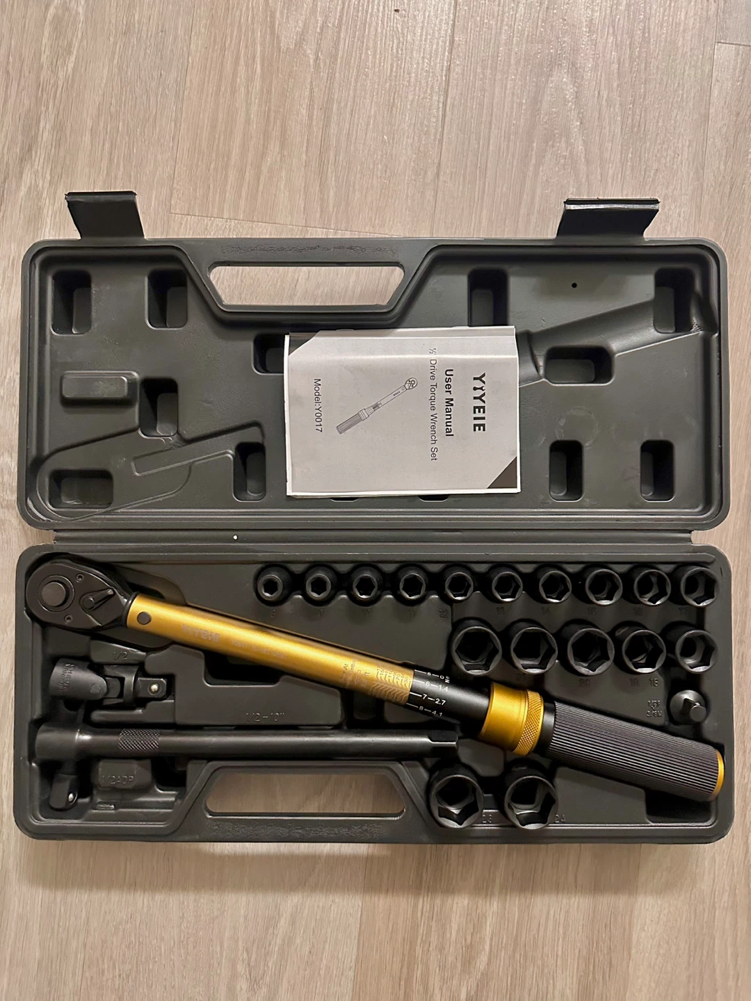 YIYIEIE 1/2" Drive 10-180 lb-ft Torque Wrench Set