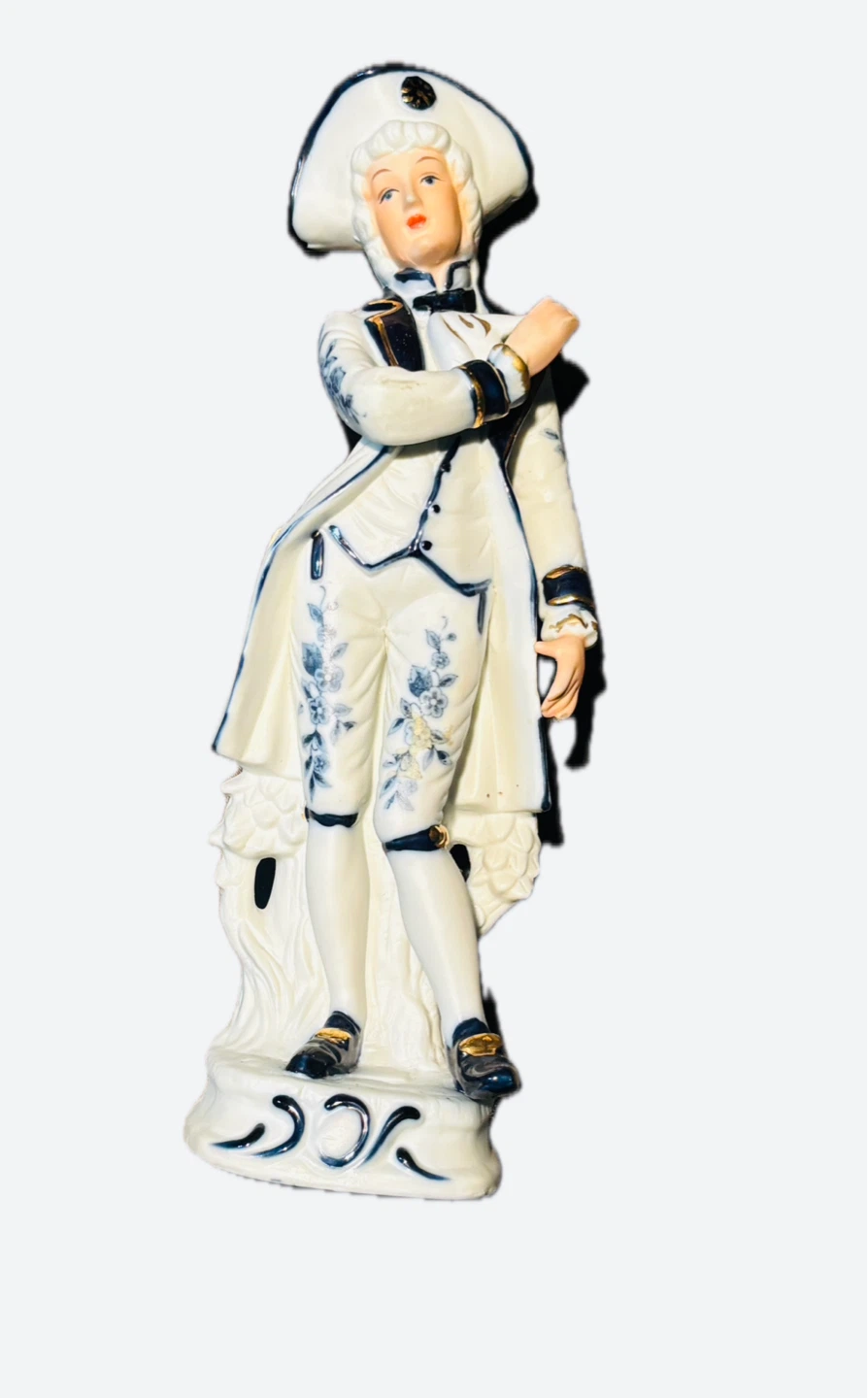 7 Vintage Porcelain Victorian Figurines - photo 2