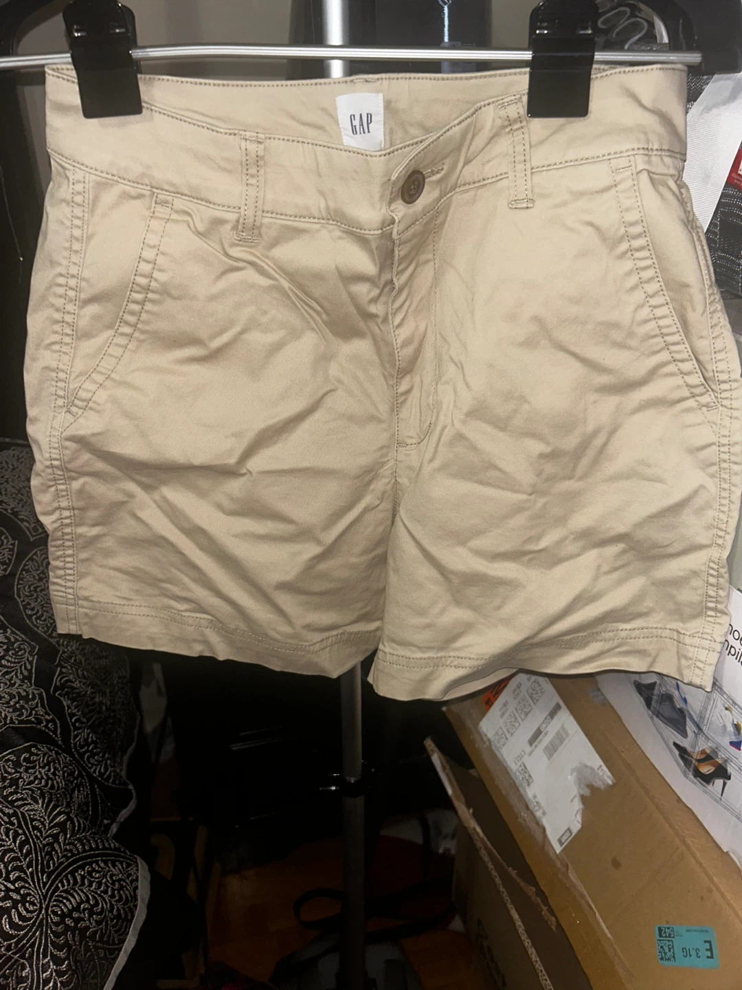 NEW GAP Khaki Shorts