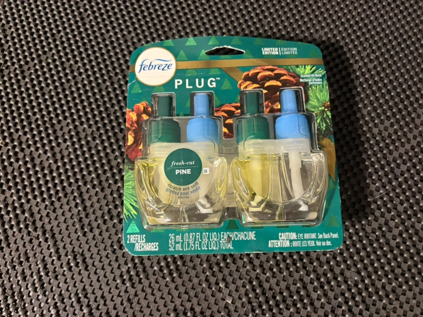 Febreze Plug Scented Oil Refills - Fresh Cut Pine (2 Pack)