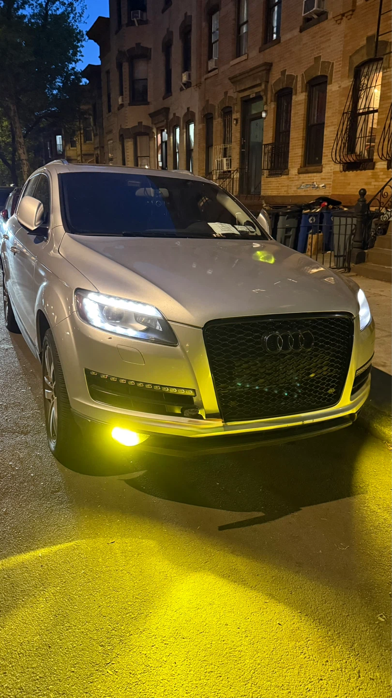 Audi Q7 2011 Silver SUV - photo 3