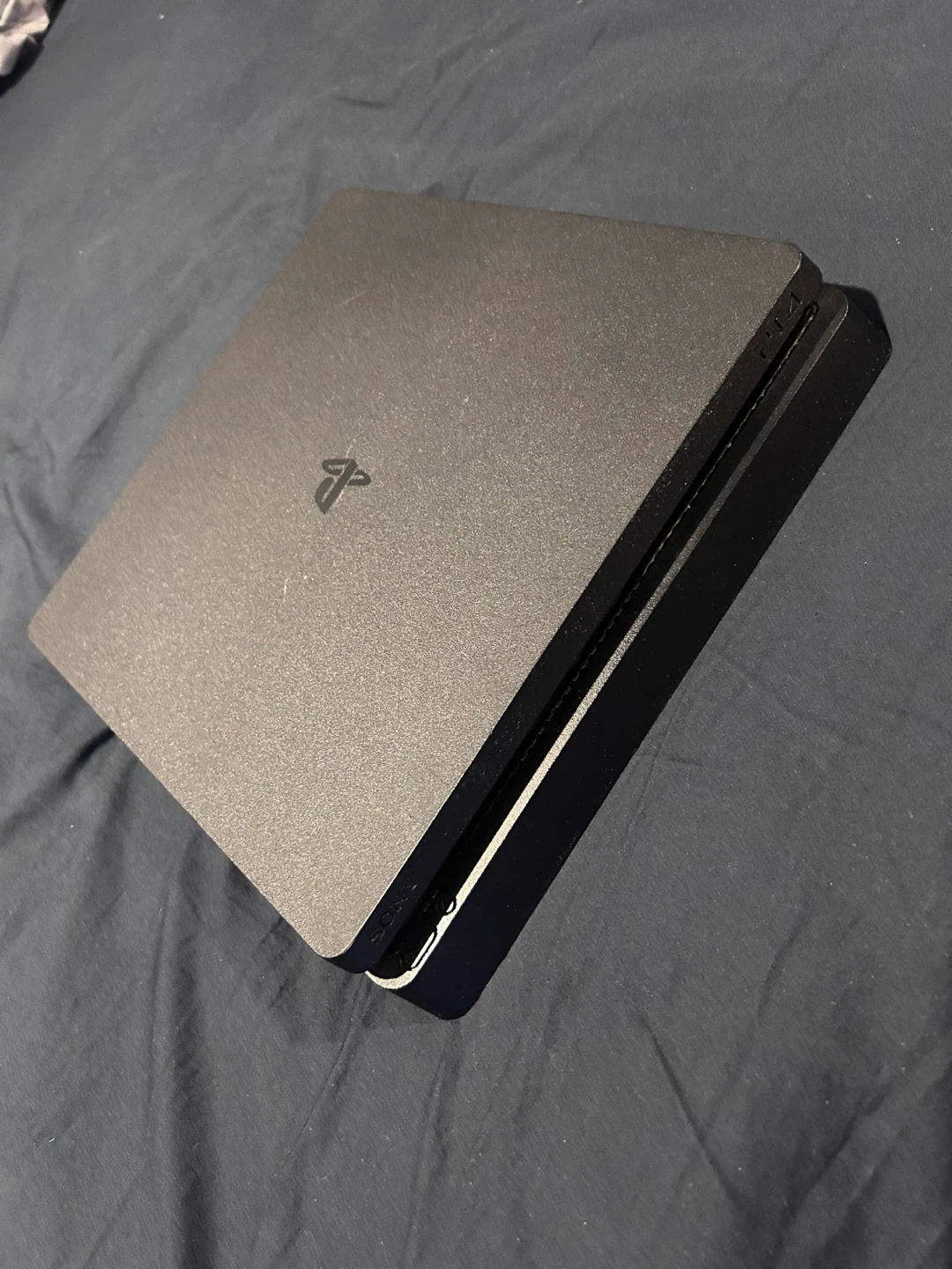 PlayStation 4 Slim Console + controller and with Minecraft Game