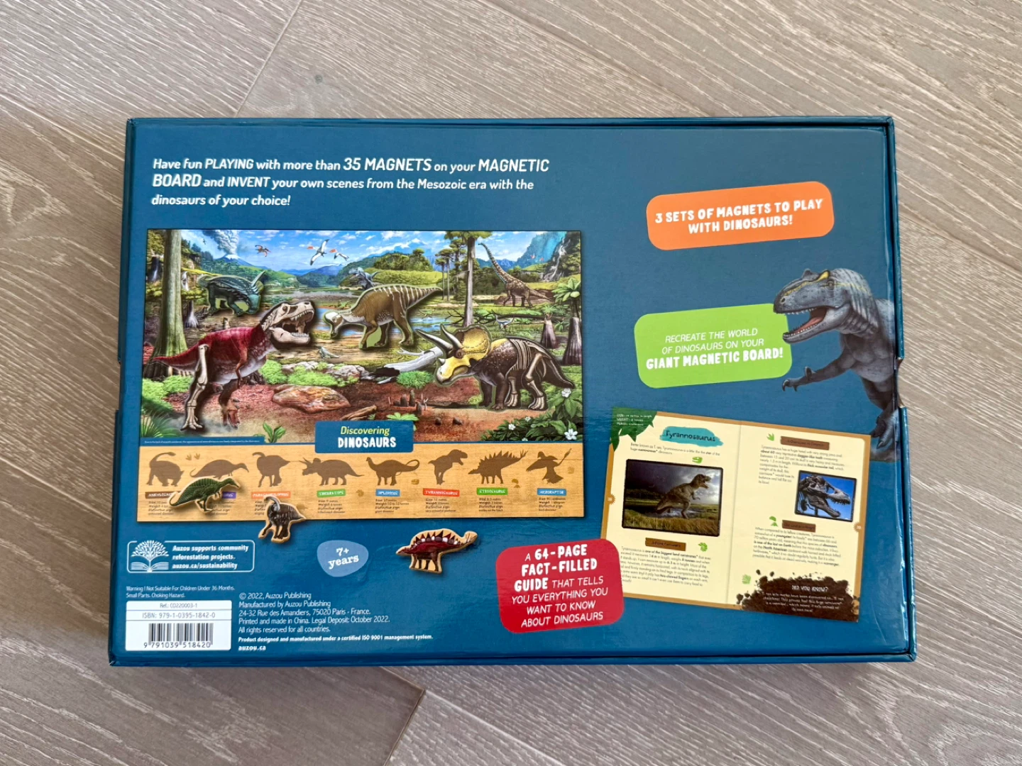 Dinosaurs Magnetic Board and Book Set - photo 2