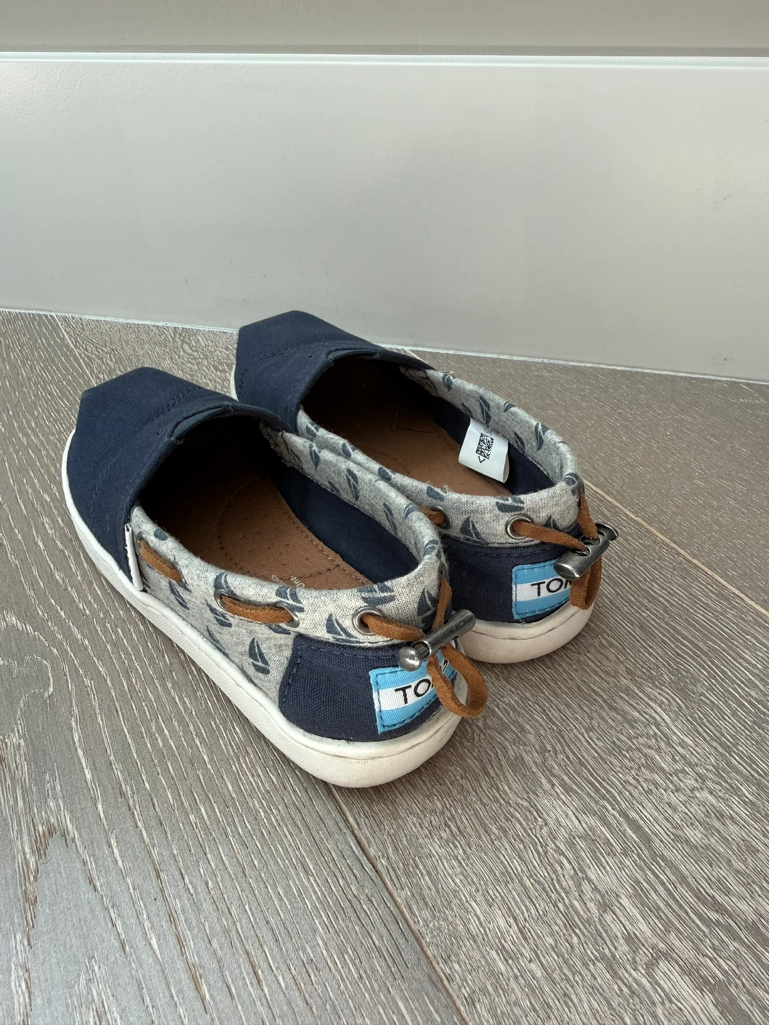 TOMS Kid’s Shoes Y12 (Sailboat Print) - photo 2