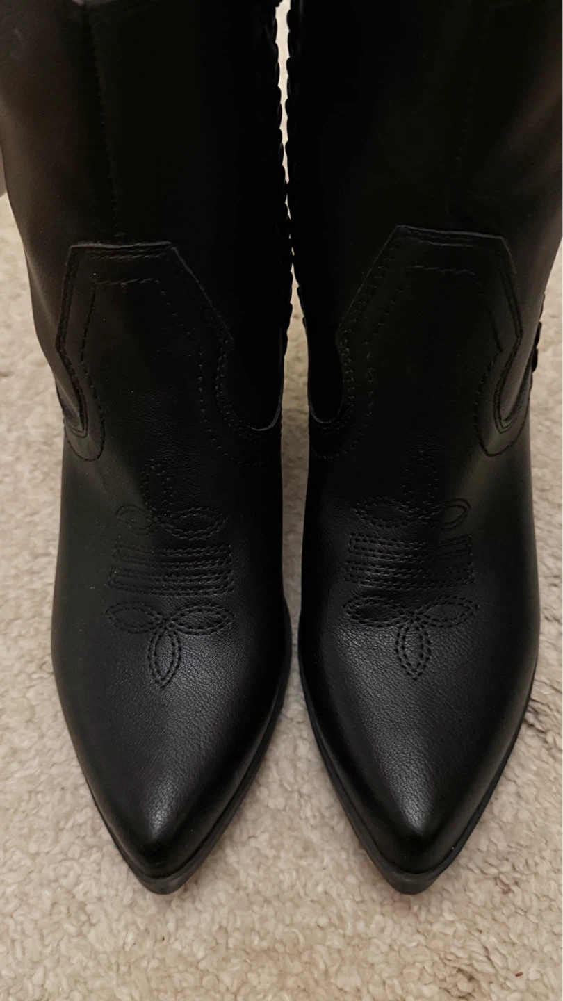 Black Ankle Boots - photo 2