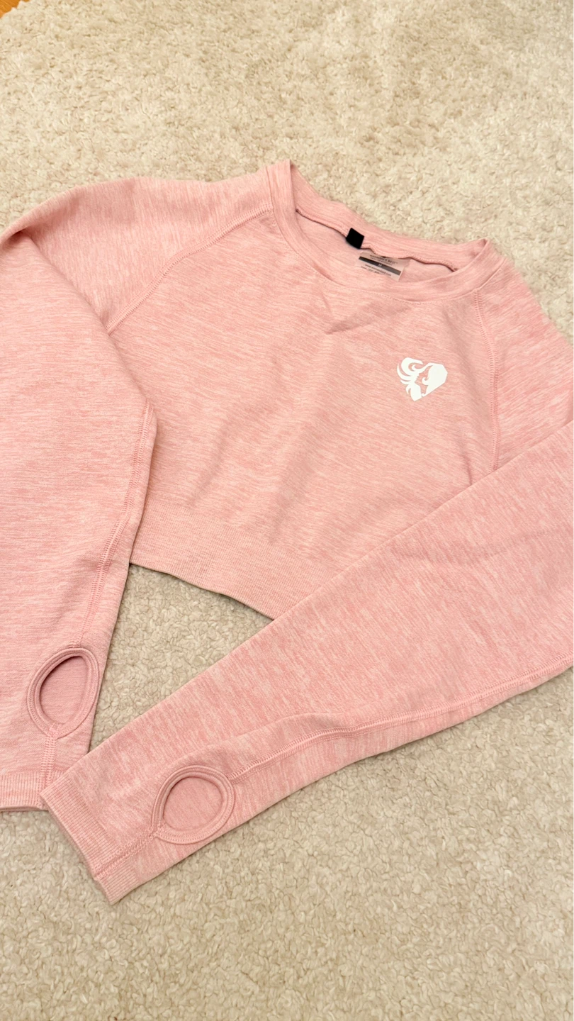 Pink Long Sleeve workout Top