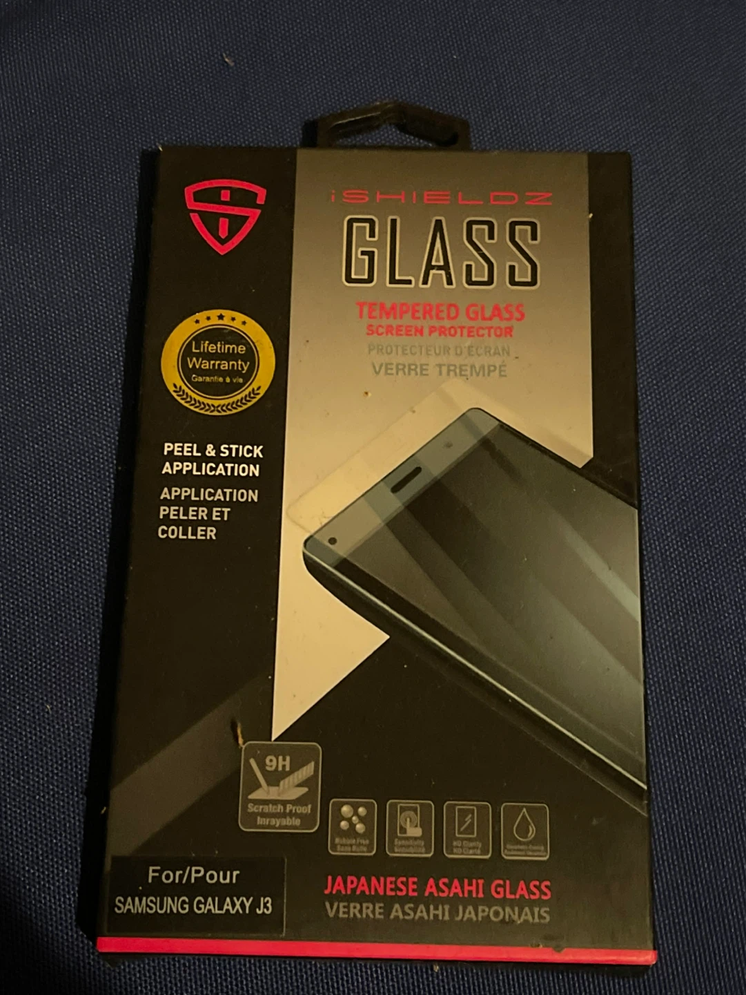Peel and stick protective screen saver phone - photo 2