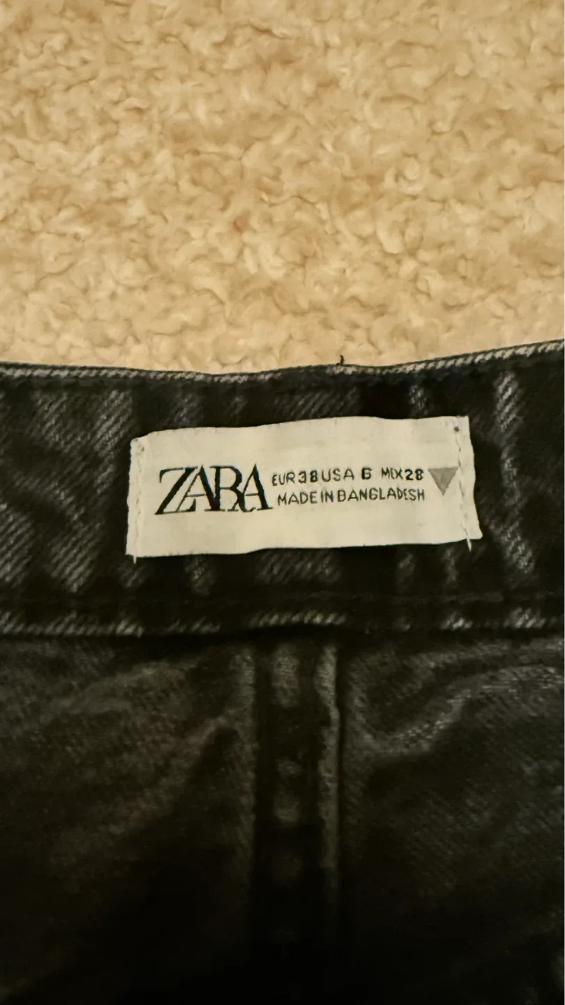 Zara Black Denim Shorts Size 6 - photo 2