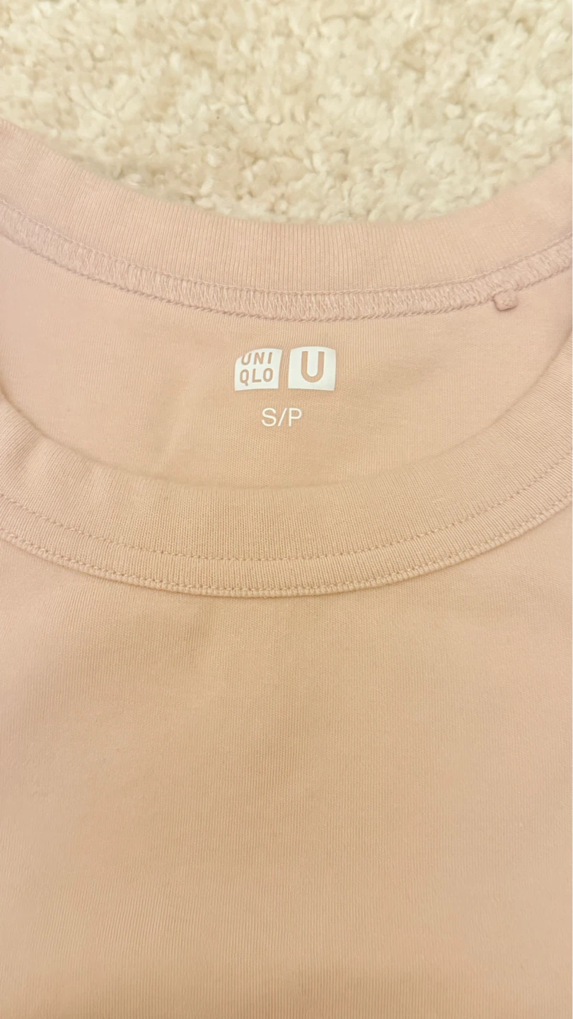 Uniqlo Pink Shirt - photo 2