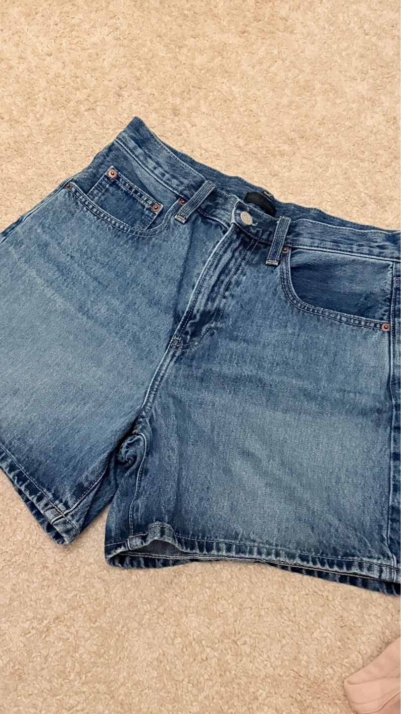 UNIQLO Denim Shorts - Size 25in
