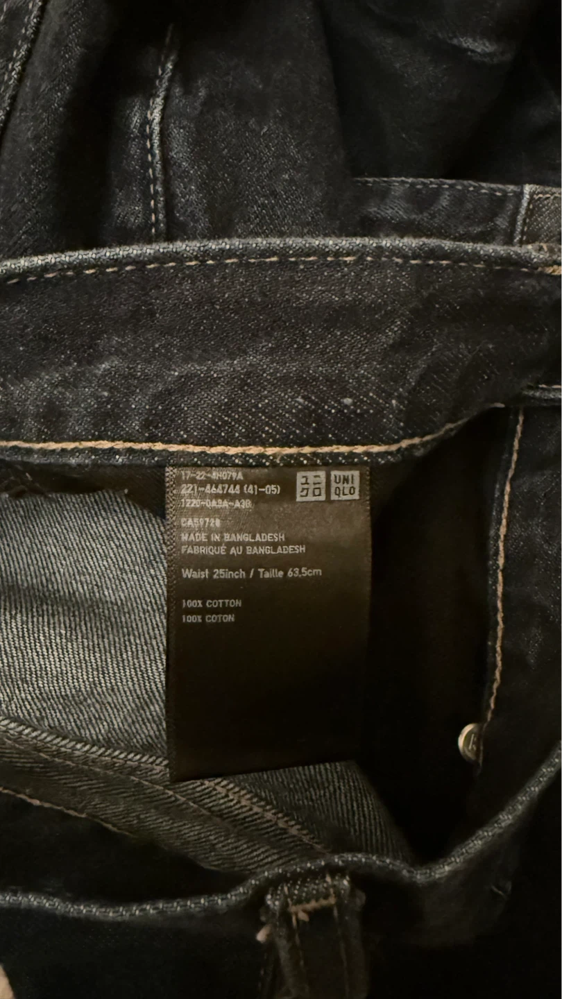 UNIQLO Dark Wash Jeans - photo 2