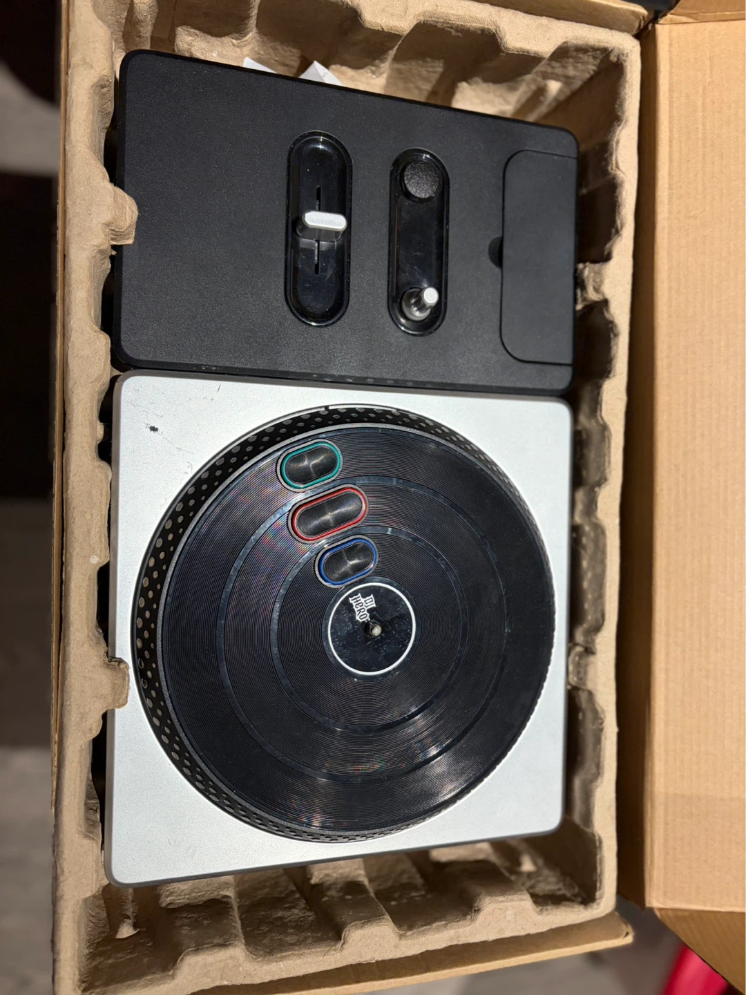 DJ Hero Turntable Controller Bundle (PS3) - photo 3