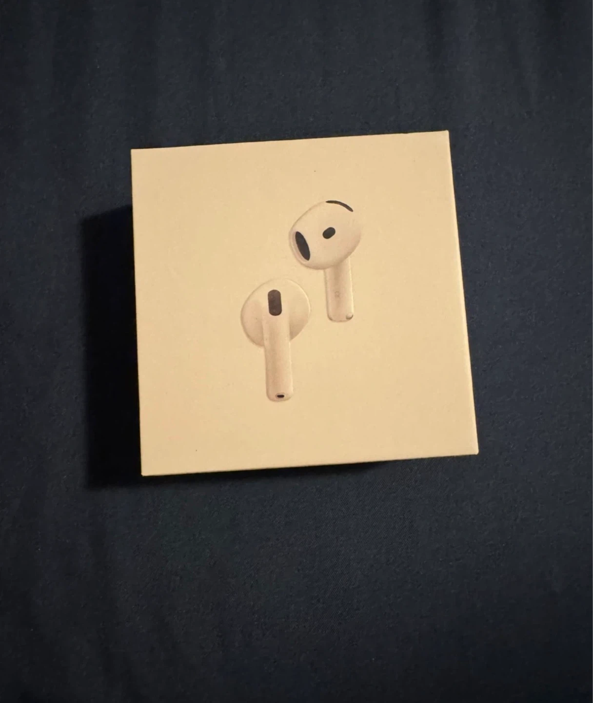 AirPods 4